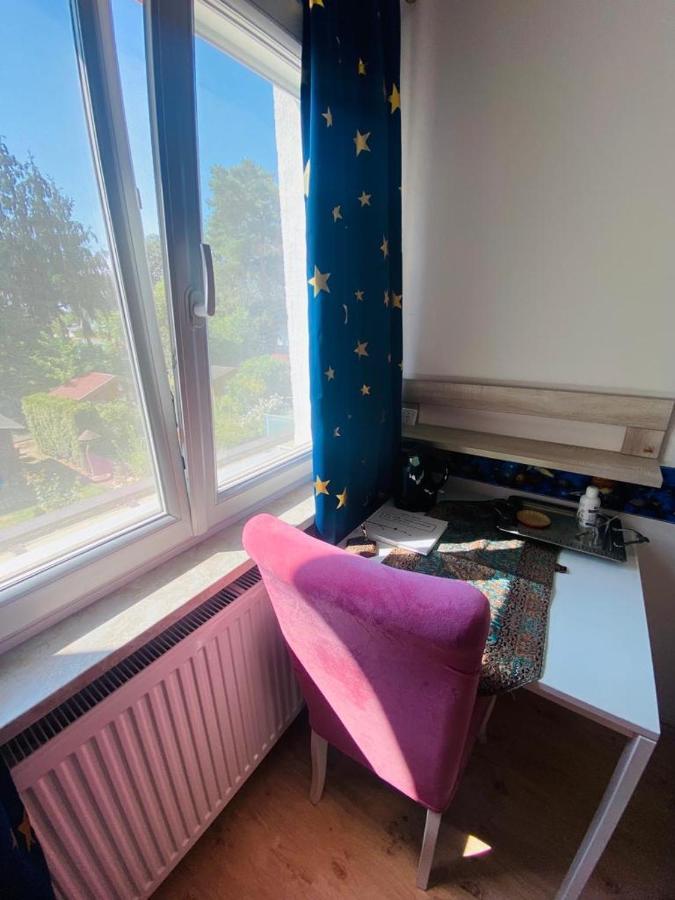 Schoenes Zimmer Im Charmanten Haus 베를린 외부 사진