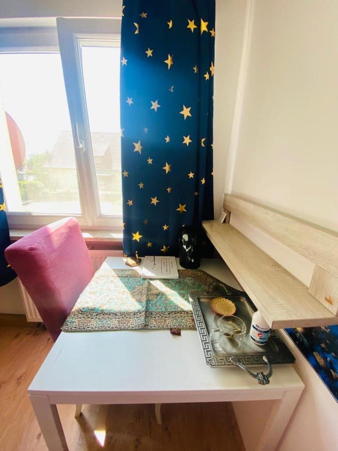Schoenes Zimmer Im Charmanten Haus 베를린 외부 사진